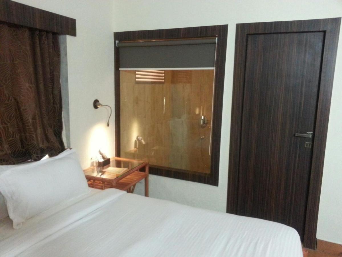 Adamo The Resort Matheran Buitenkant foto