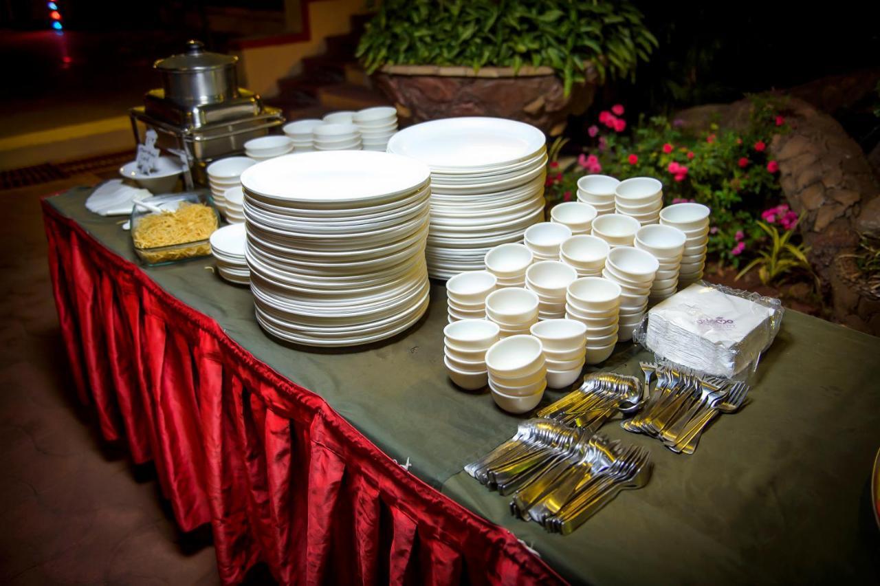 Adamo The Resort Matheran Buitenkant foto