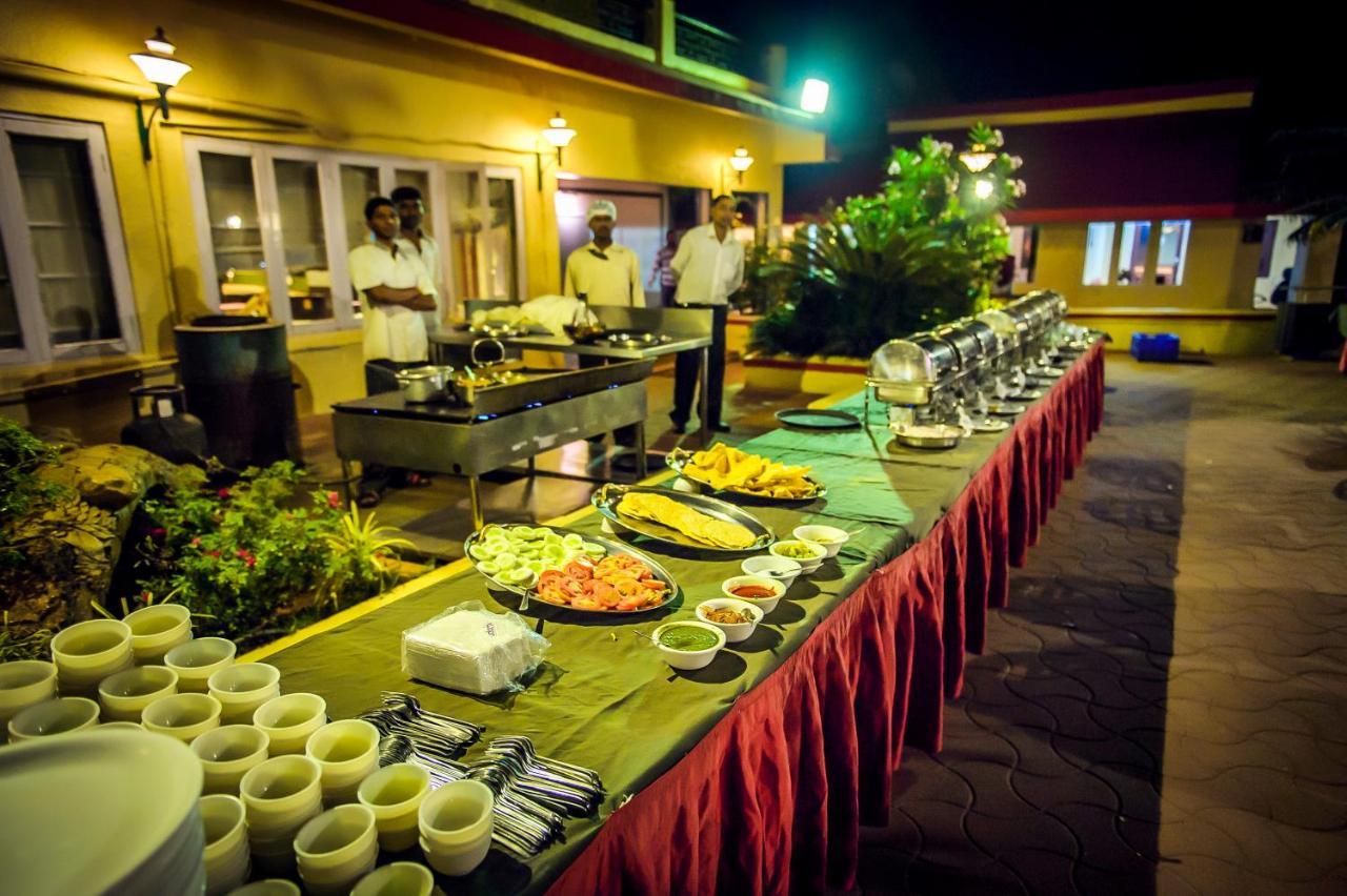 Adamo The Resort Matheran Buitenkant foto
