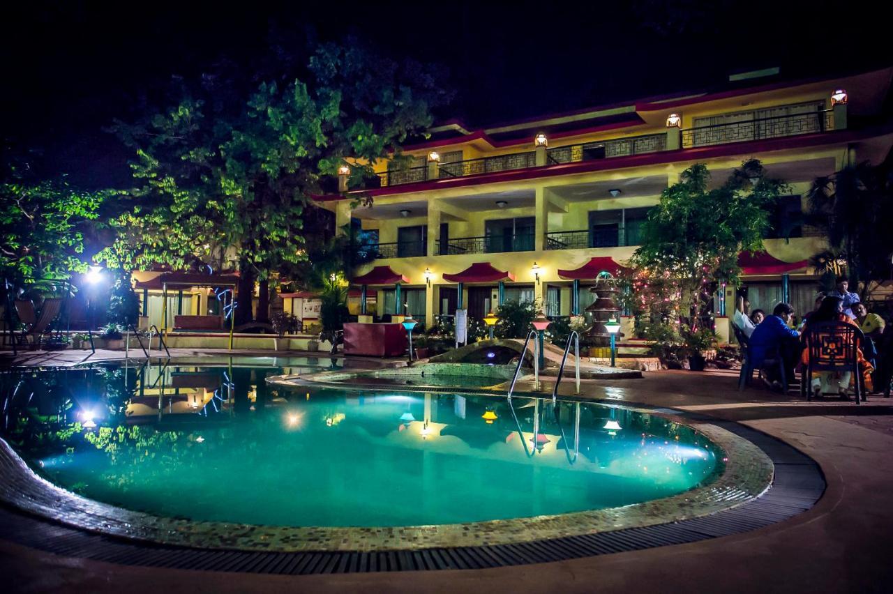 Adamo The Resort Matheran Buitenkant foto