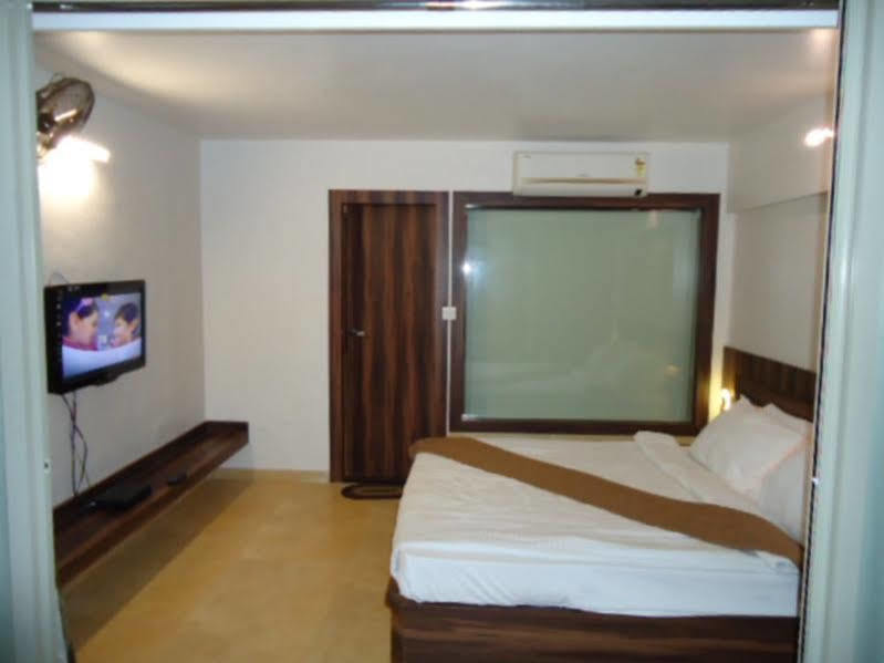 Adamo The Resort Matheran Buitenkant foto